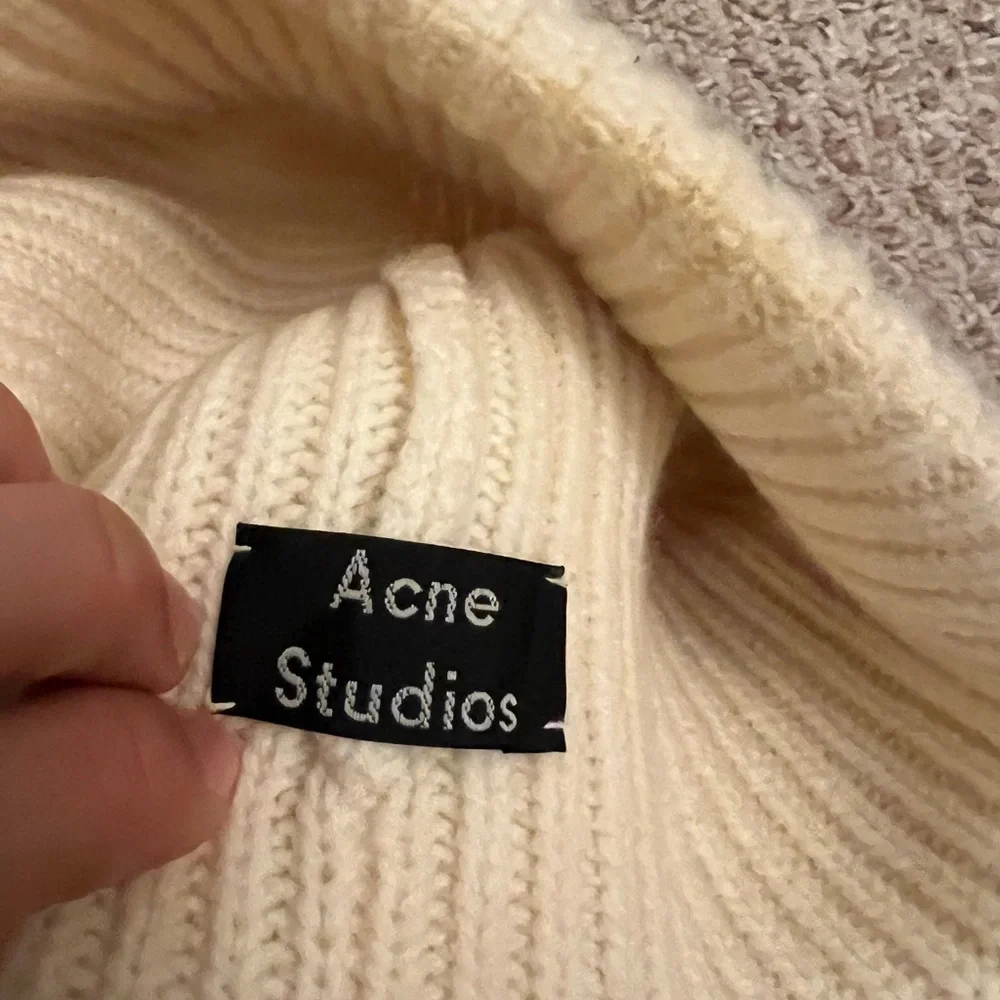 Acne studios Pansy Face white beanie hat knitted logo wool designer Swedish - Picture 3 of 7
